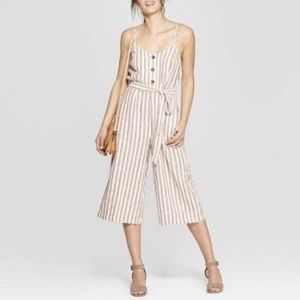 NWT jumpsuit with pockets